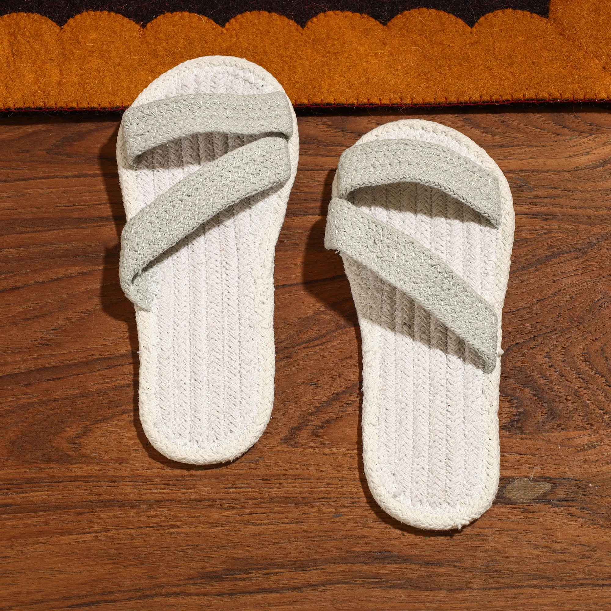 Hand Braided Cotton Stitched Home Slipper 28